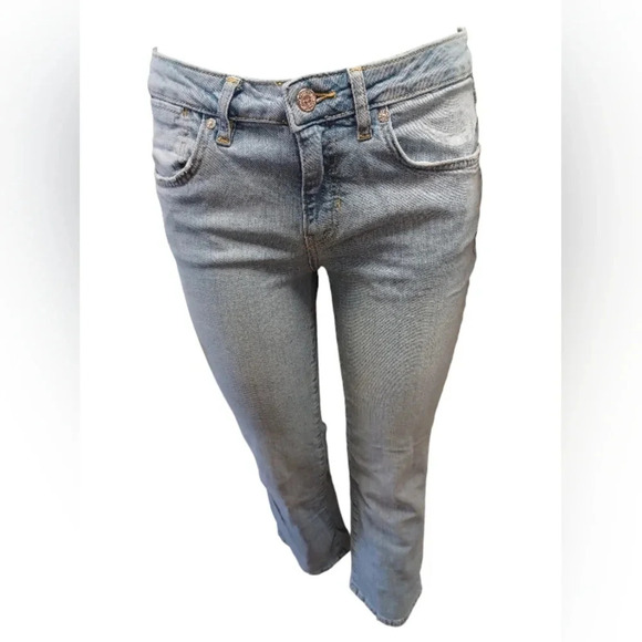 We The Free Light  Wash Denim Flare Mid Rise Jeans Size 28 - Picture 2 of 11